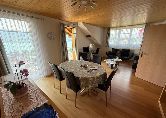 Burgheim Siesta דירה